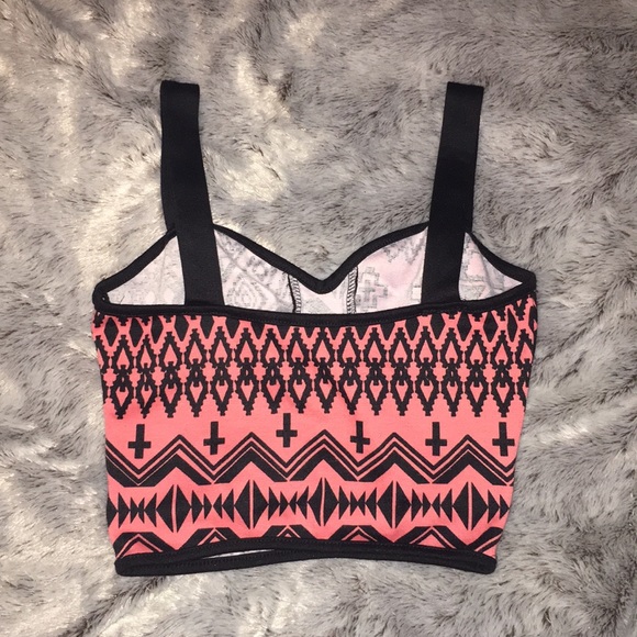 Croptop - Picture 2 of 3